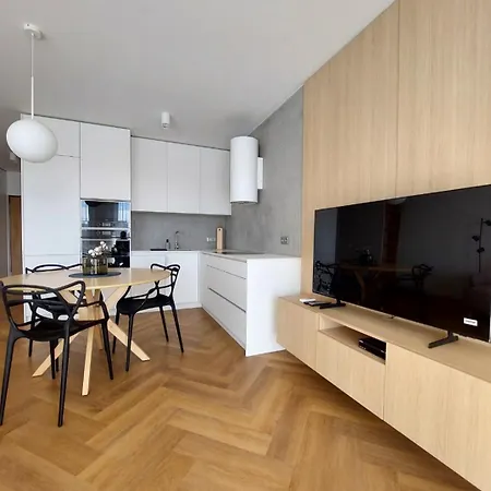 Apartment Emotions S Privat Garage Parking Free